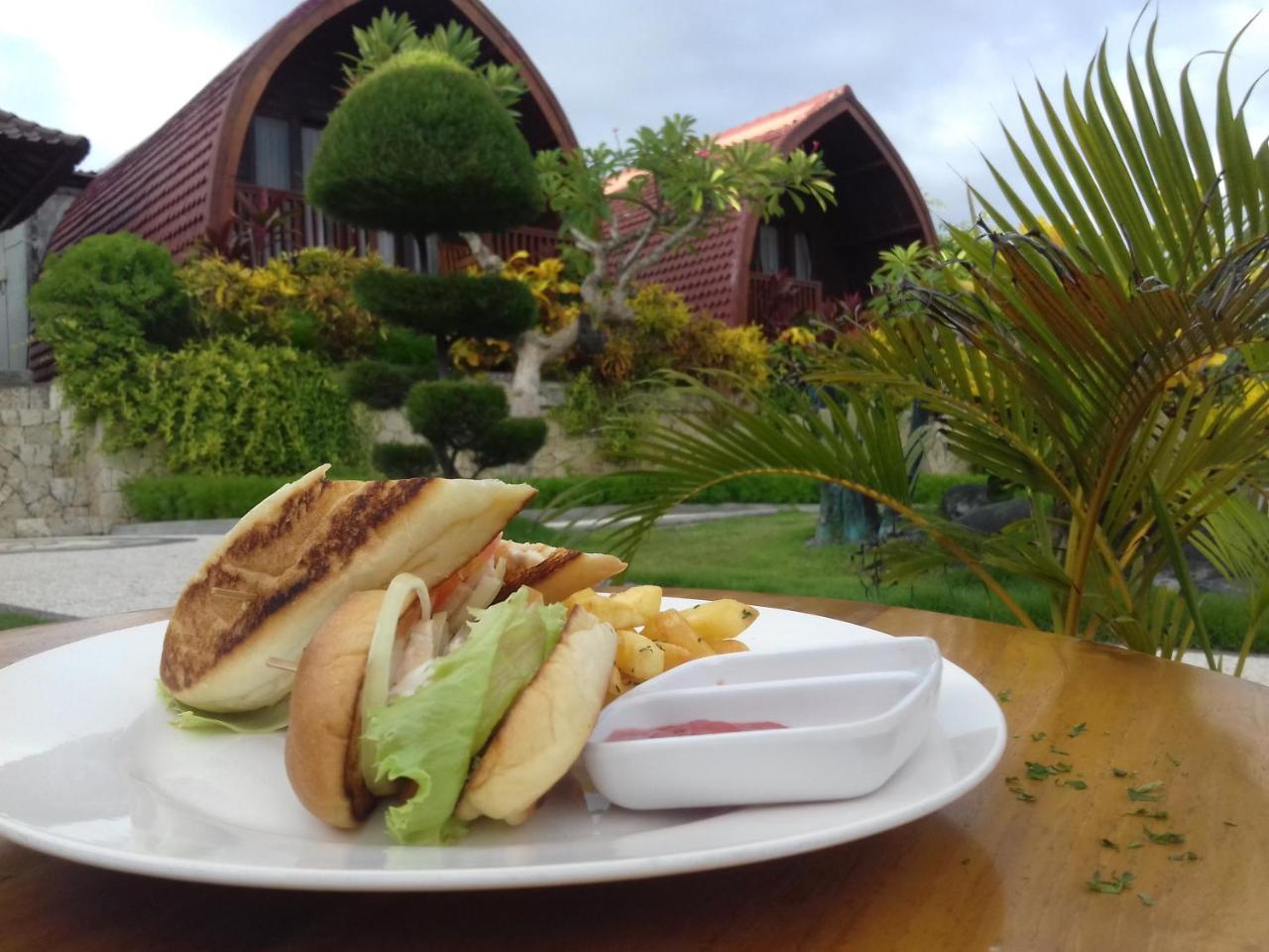 Bamboo Bungalow Jungle View Batununggul 외부 사진