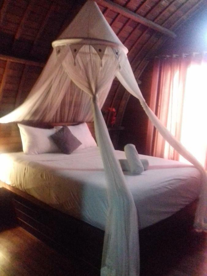 Bamboo Bungalow Jungle View Batununggul 외부 사진